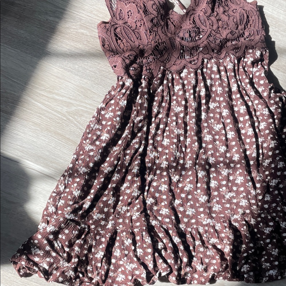 Trixxi Brown Lace Floral Dress - Picture 3 of 6